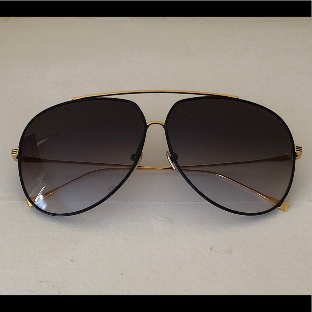 Black and Gold Dita Condors